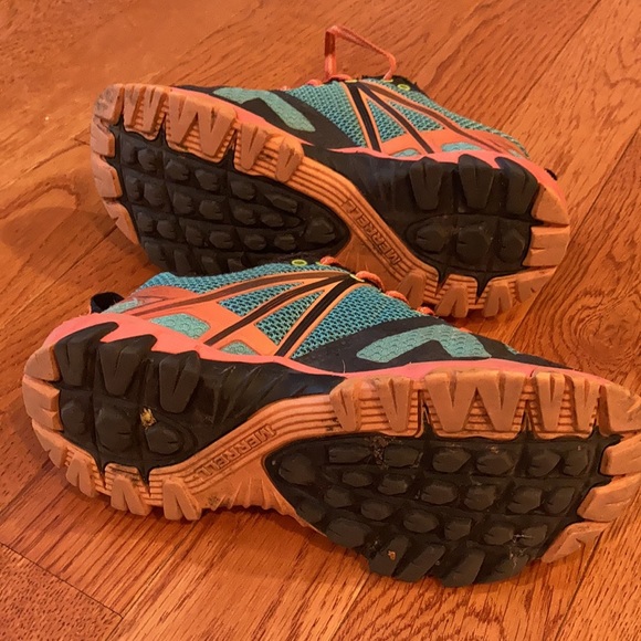 Merrell Tennis Shoes - Picture 6 of 6